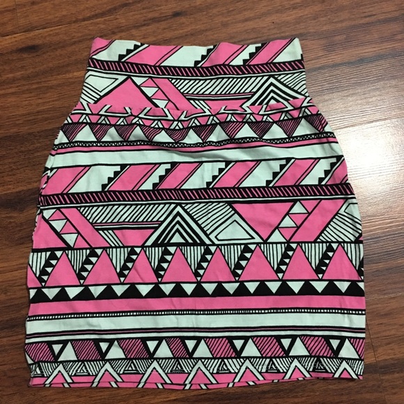 Pink Mini Skirt - Picture 4 of 8